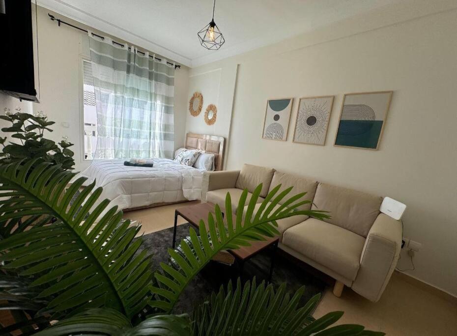 très joli appartement vue sur mer présentation acte de mariage si couple, Rabat