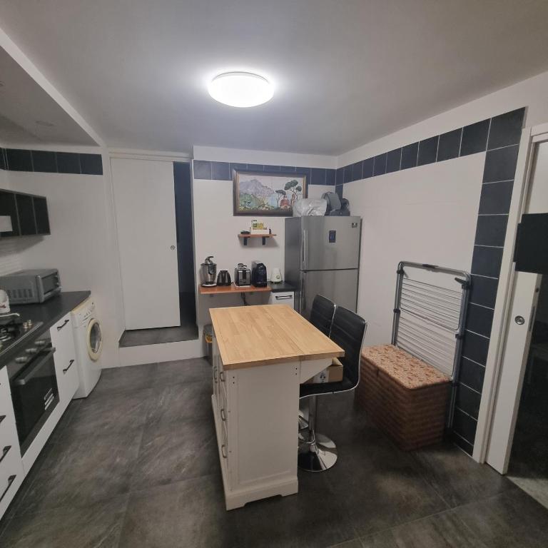 E-Noa Holiday Home - 4