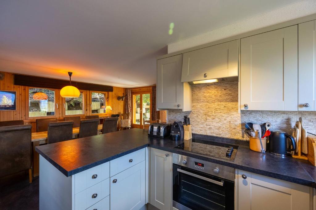 Kitchen, Chalet Marianne - Nendaz, cosy & close to ski lift 4 Vallees in Nendaz