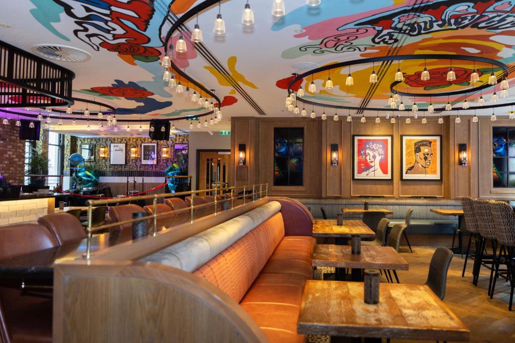 Bar/lounge