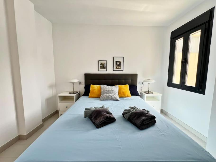 Luxury & New apartment with pool II - 3