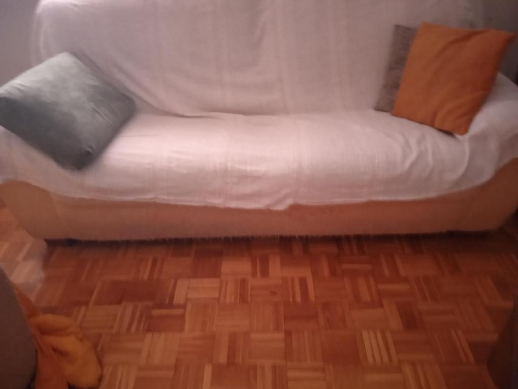 Small Apartments - 5