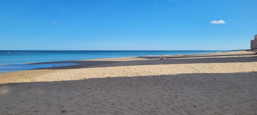 CLAUDIA I Arenales Del Sol - 2