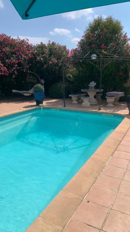 Villa Provençale climatisée avec jardin, piscine, barbecue, sauna - 1