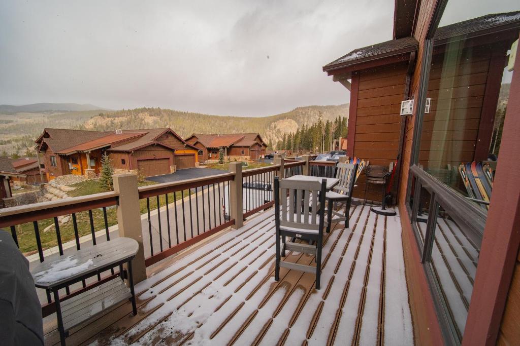 Alders 42 Outpost Dr by SummitCove Lodging, Keystone