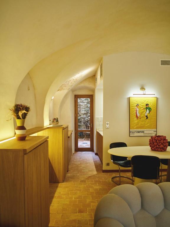 Ajaccio Hypercentre, Superbe appartement dans une ancienne écurie du XVIIIe Siècle - 4