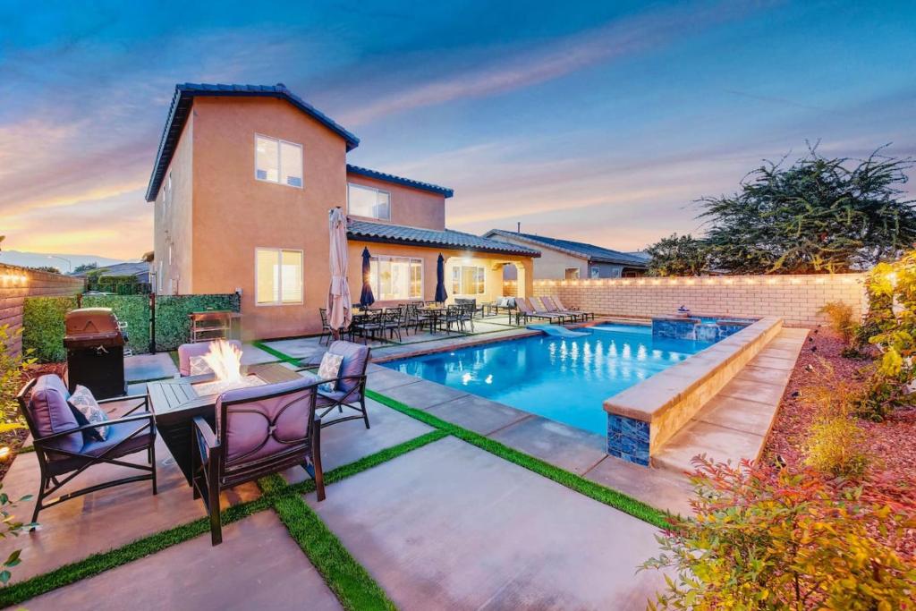 Flirty Flamingo, Coachella