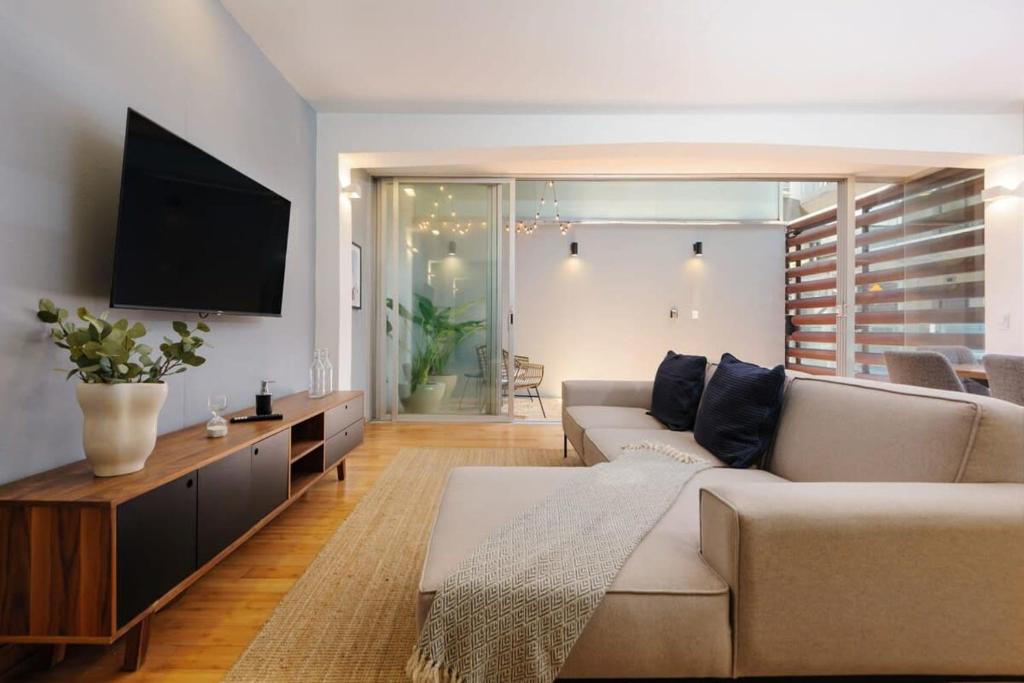 Amazing duplex 2BR in the heart of Condesa, Mexiko