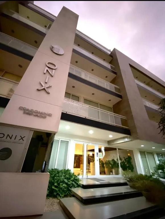 Monoambiente de lujo en Equipetrol- Ónix 107 - 3