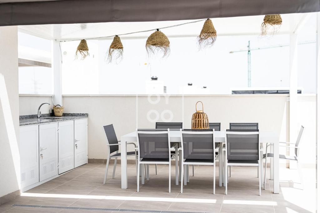 Amanecer Signature Penthouse - high-end rooftop terrace - by OYOOSTAYS - 4