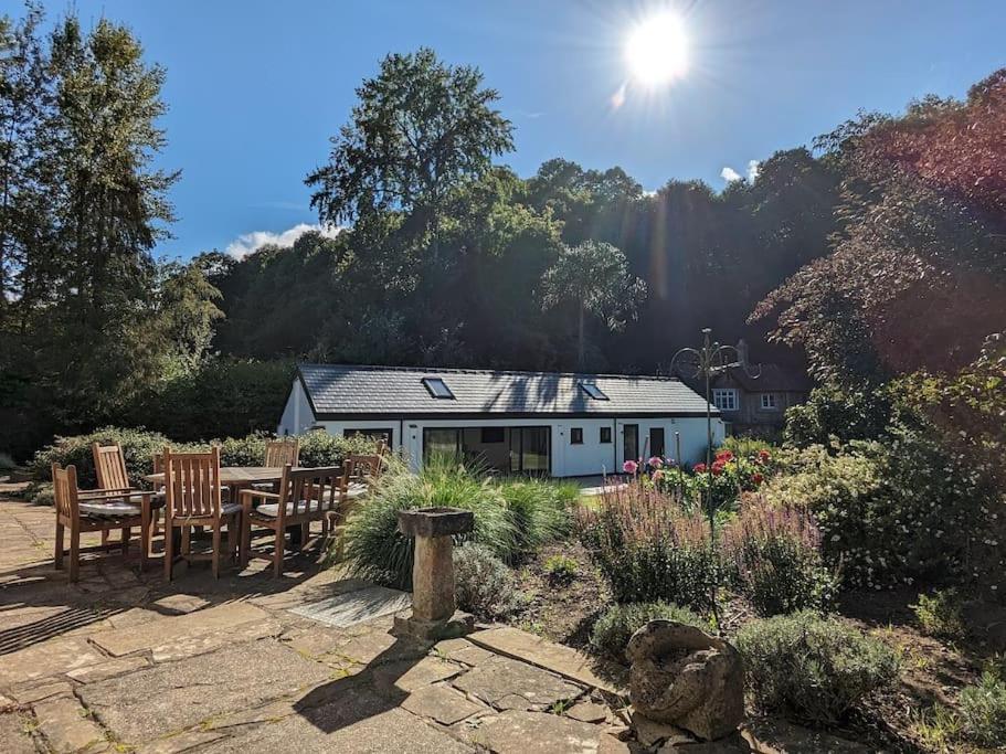 The Cowshed, Godalming