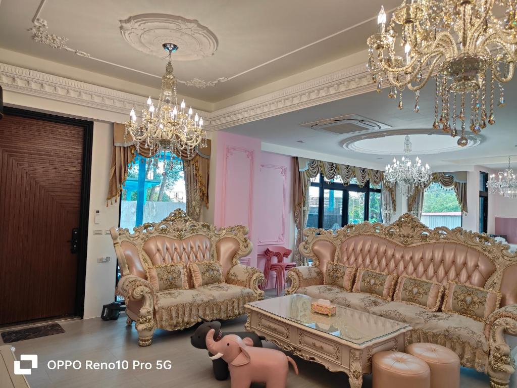 Weiyu's Home I, Yuanshan