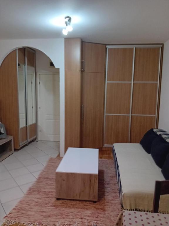 Apartman,,Siv,, Prijevor - 2