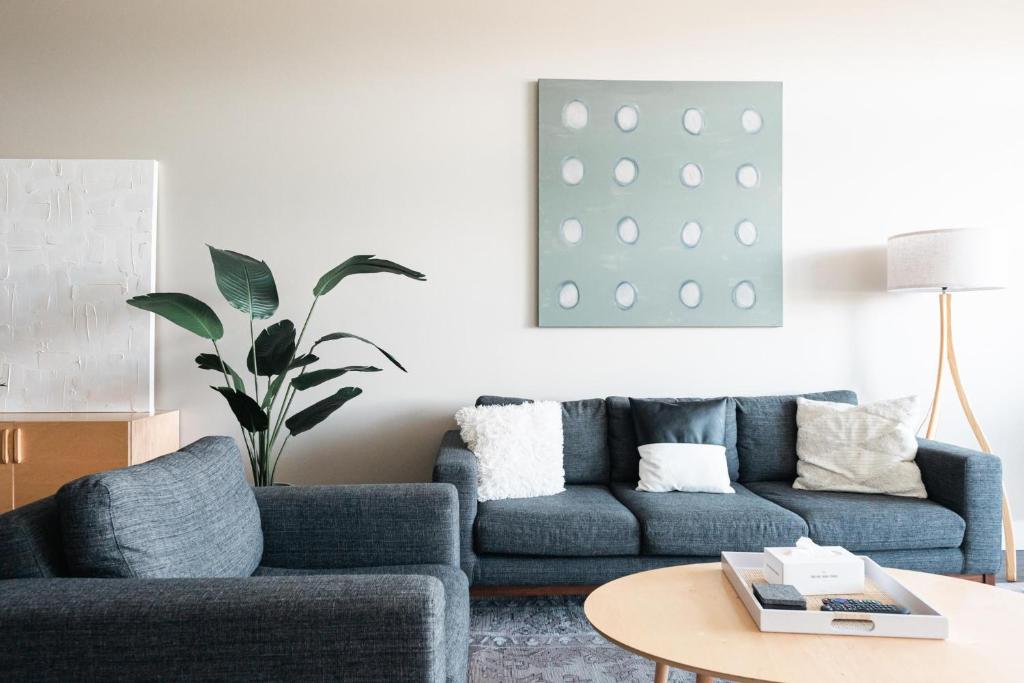 New Spacious Modern Loft - Center of LoHi, Denver