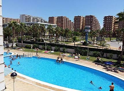 Apartamento en Marina Trébol III, centro de Mágic World - 1