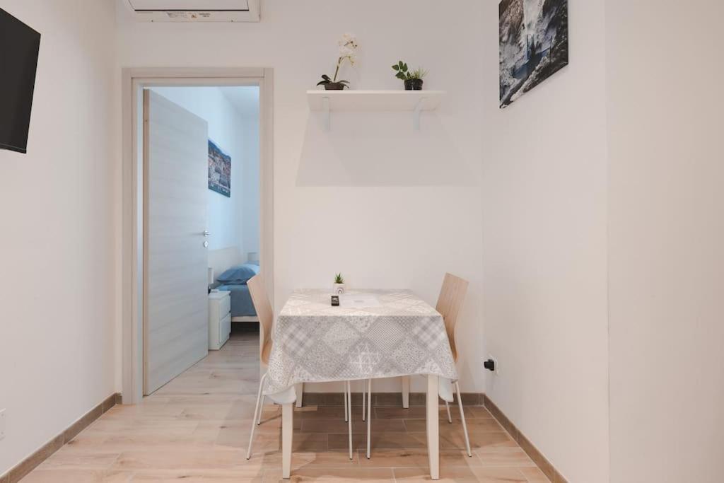 Free WiFi - Netflix - Sterpeto Elegant Suite - 2