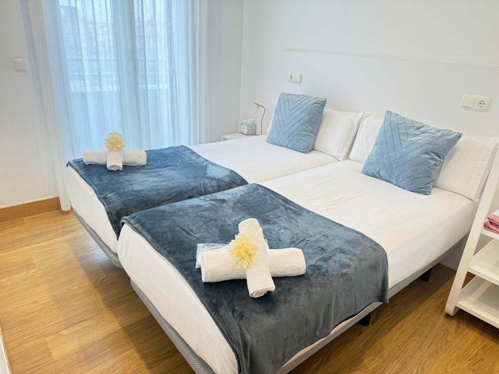 Mikain Terrace Cathedral View with Free Parking & Air Cond - 4
