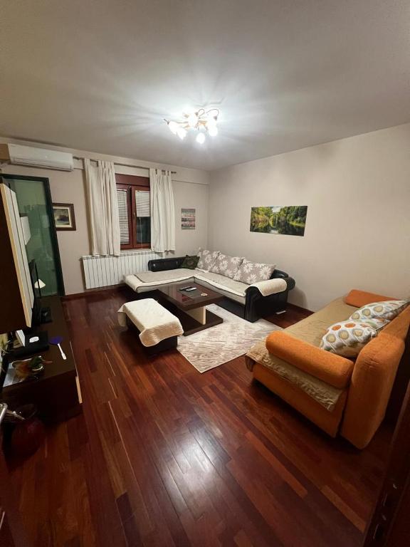 Apartment Larisa 1 - 2