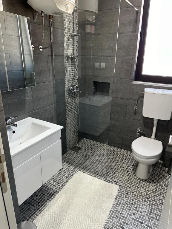 L&A Luxury Apartments - 3