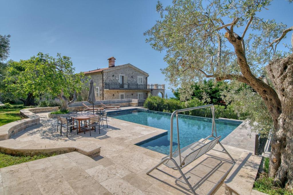 Villa Olive Grove - 2