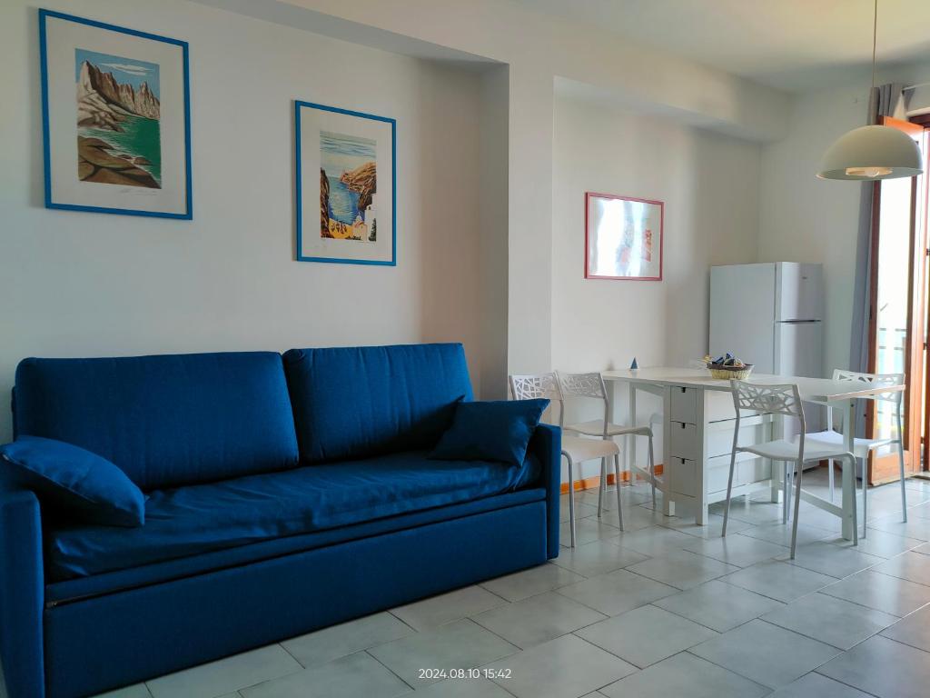 La Collina di Trezza, Acitrezza