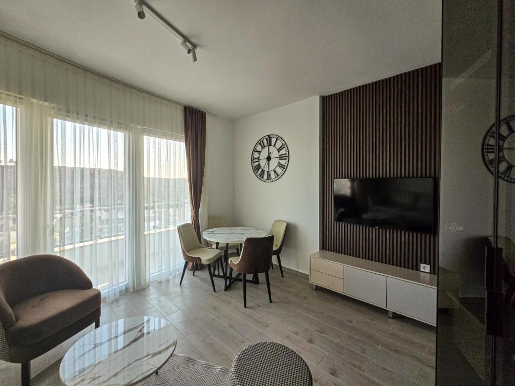 Juzni Horizont Apartments - 3