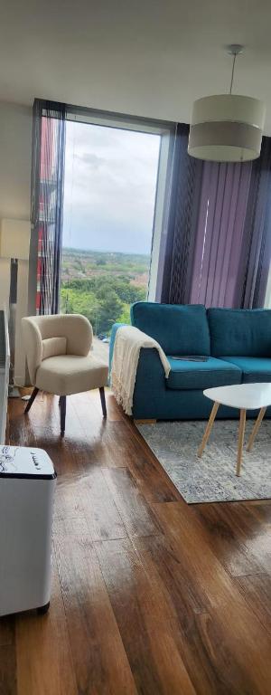 2 Bed Apartment at The Hub Central Milton Keynes, Milton Keynes