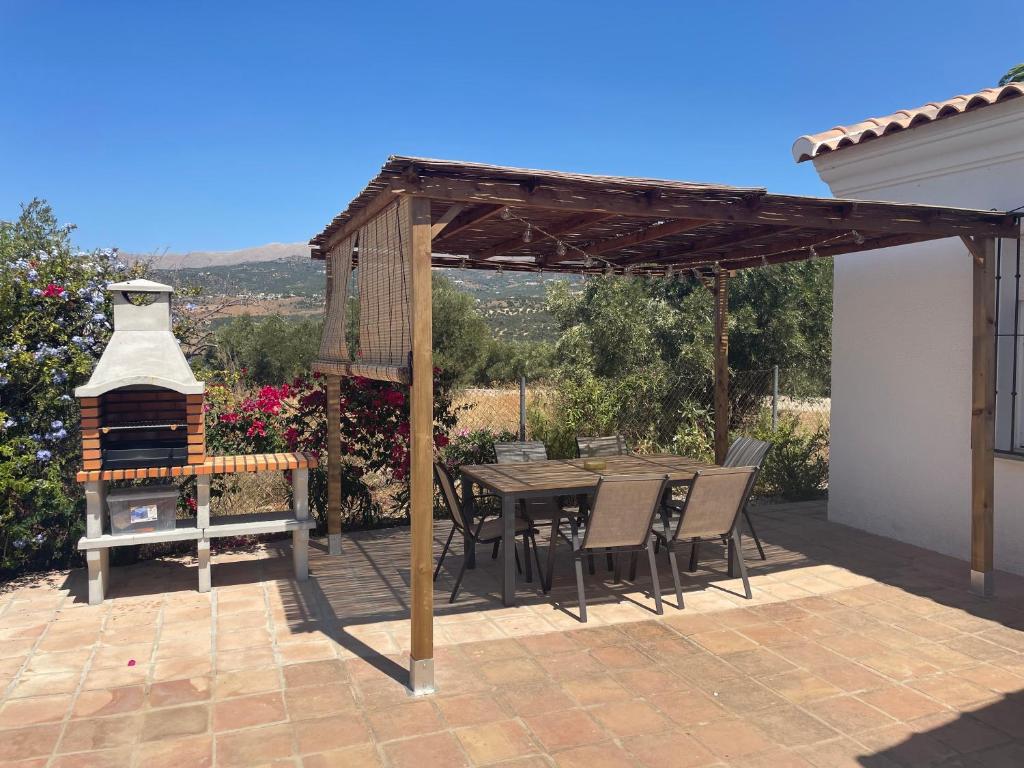 Villa in Alcaucin - 4