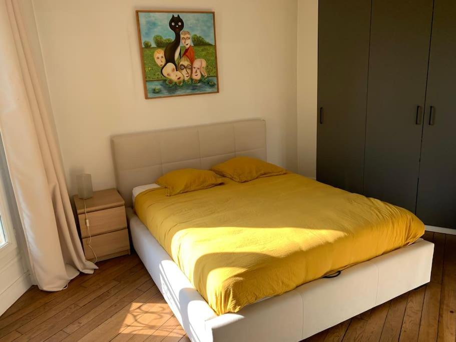 Appartement Haussmanien au coeur du village Montmartre ! - 2