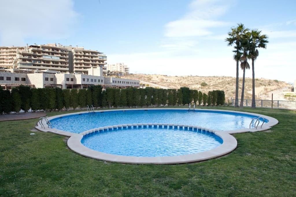 Best sea views in front of the beach - 2