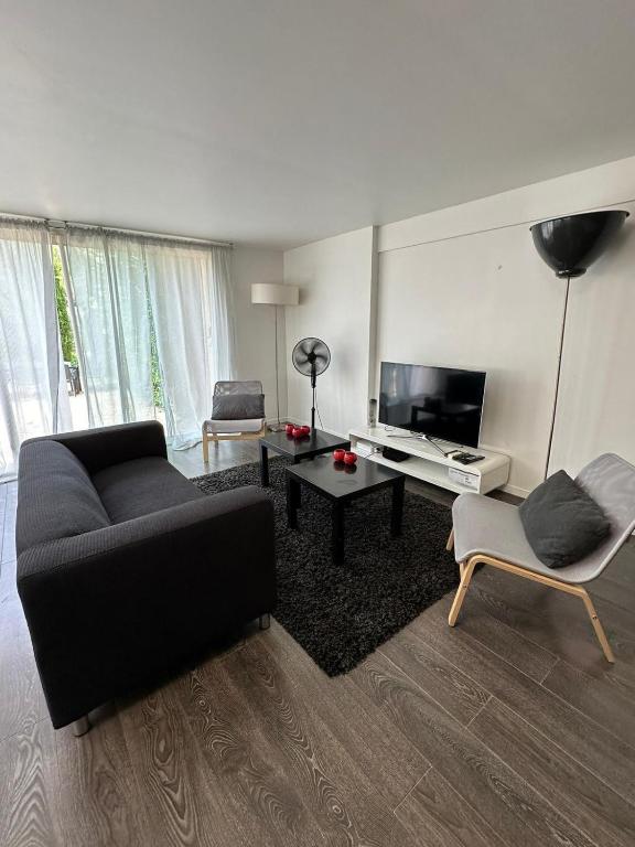 Villa Constance 1 Antibes - Spacieux duplex avec jardin - 1