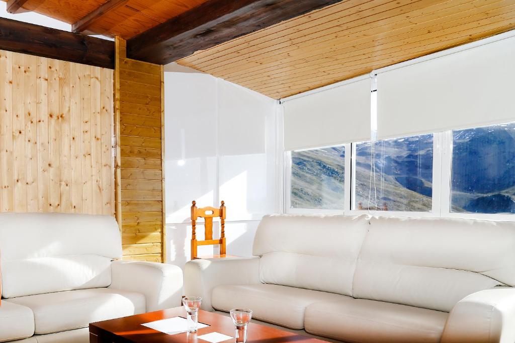 Apartamentos Kilimanjaro Pepe Marin — Hotel in Sierra Nevada