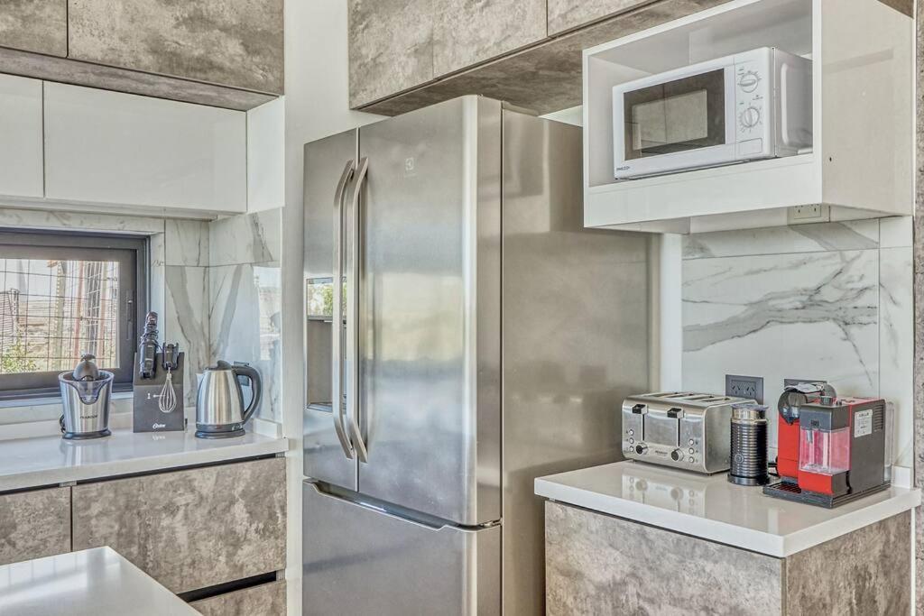 Impresionante casa en la laguna - 2