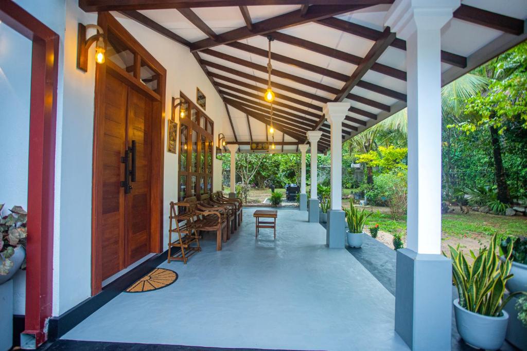 Chingu paradise, Hikkaduwa