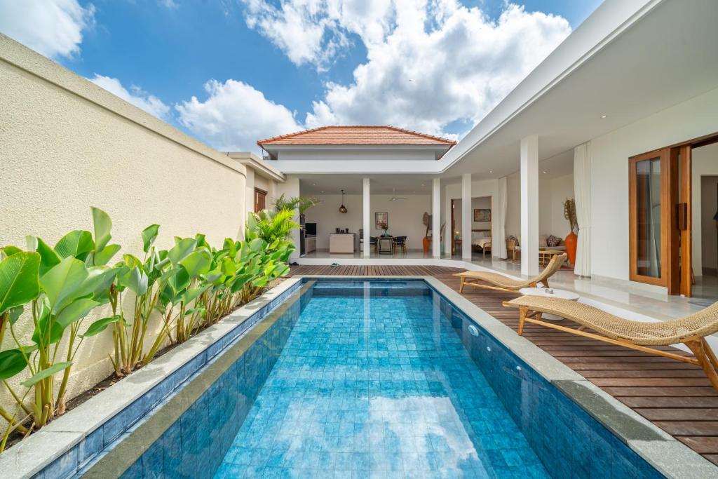 Kubung 2 - NEW listing Promo - Canggu - Big Pool and Kitchen, Kerobokan