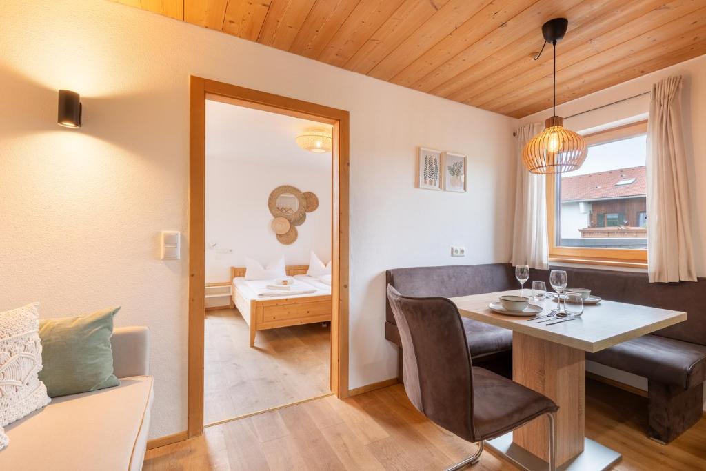 Apartment mit Balkon I Bergblick I Blockhütte - 3