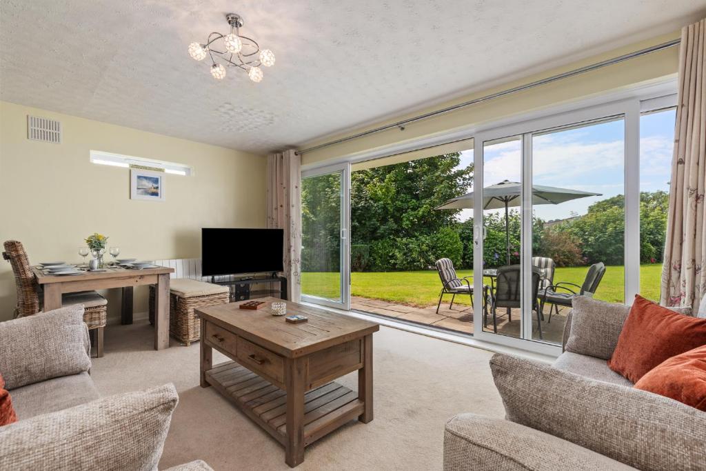 Harbour Reach - Close to Beach Parking, Saundersfoot