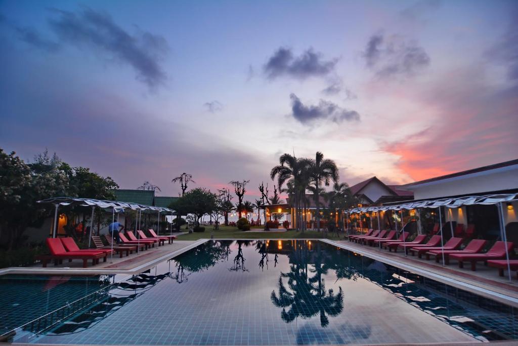 Great swimming pool