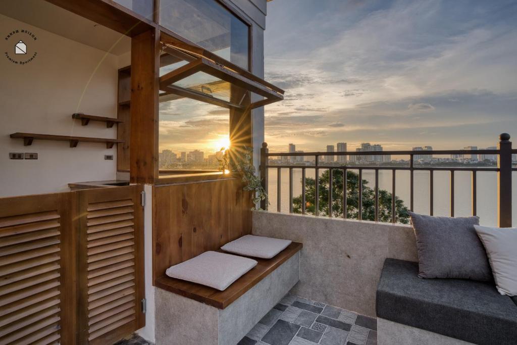 AnnamWestlake &#8211; Modern &#8211; Lakeview &#8211; HaNoi Central