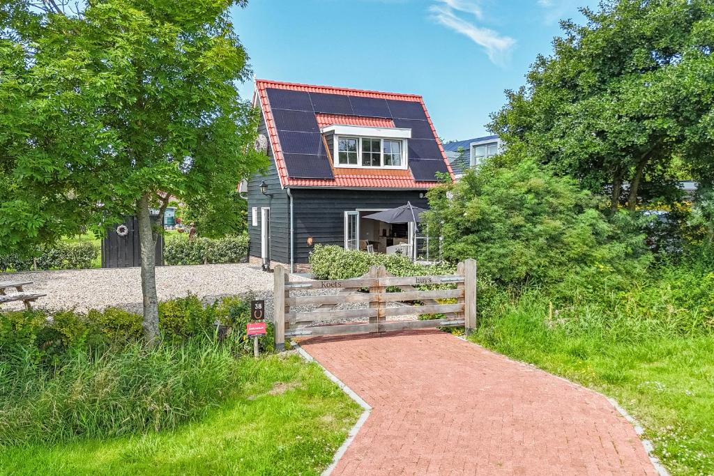 Welcome in - Vakantiehuis Het Koetshuys, vrijstaand, tuin, rustig gelegen, Zoutelande