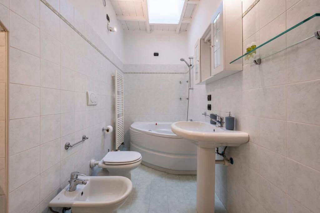 [Jacuzzi & Free Parking] 15 min to Arena - 2