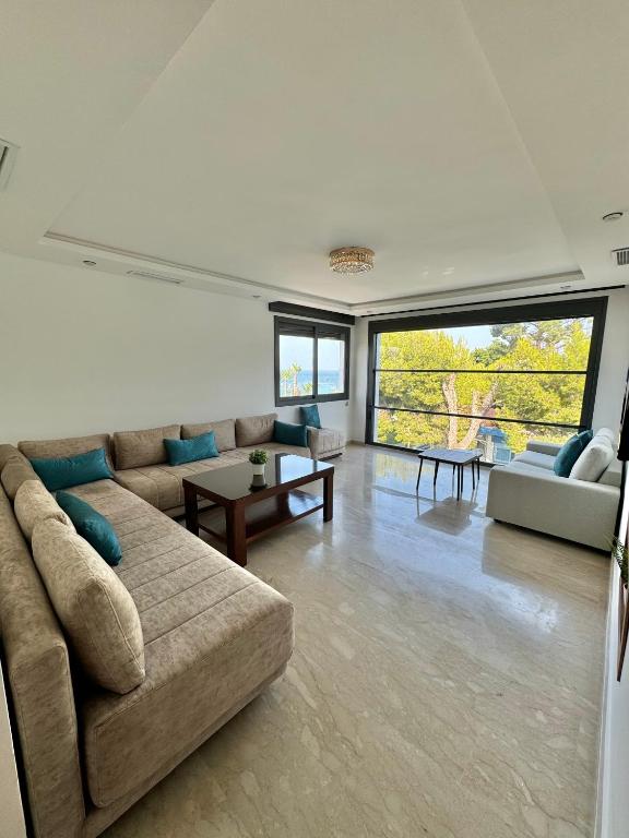 Appartement en bord de mer avec une vue imprenable, Marina Smir