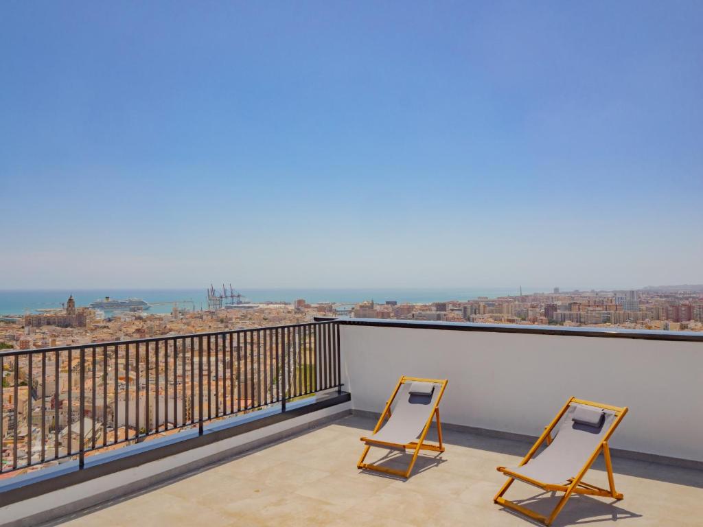 Cubo's Urban Sky Apartment Malaga View 17 - 5