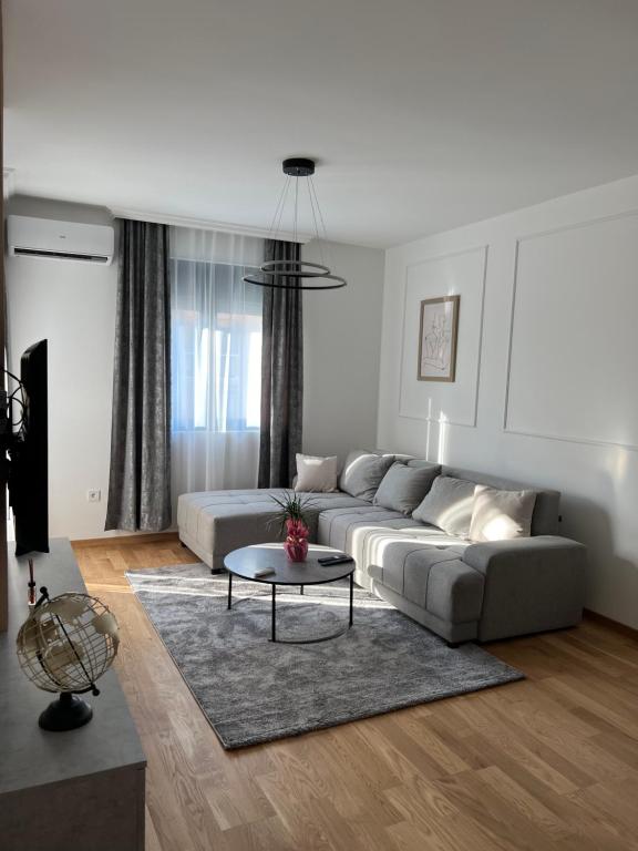 Montenegro Luxury Suites - New City Podgorica - 2