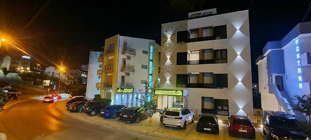 Ambassador & Ambassador Lux Apartments - 5