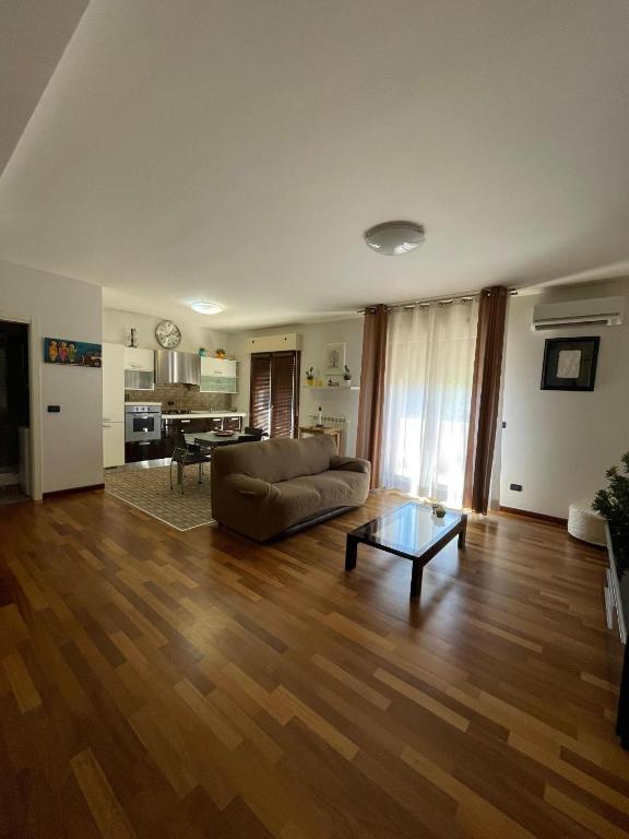 Tiburtina 296 - 2