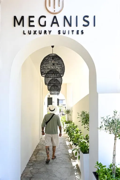 Meganisi Luxury Suites, hotel in Meganisi