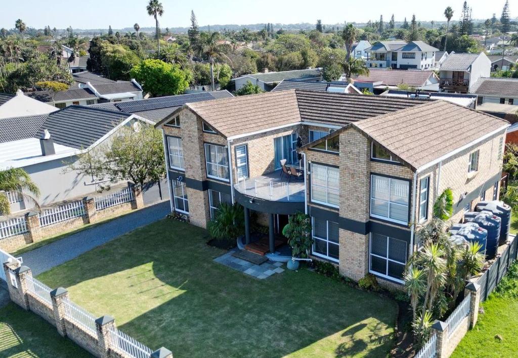 Sea Views on 14th, East London