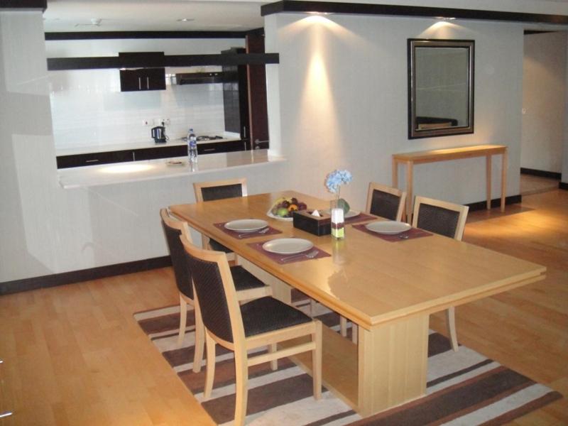 Kitchen, L'Arabia Hotel Apartments in Abu Dhabi