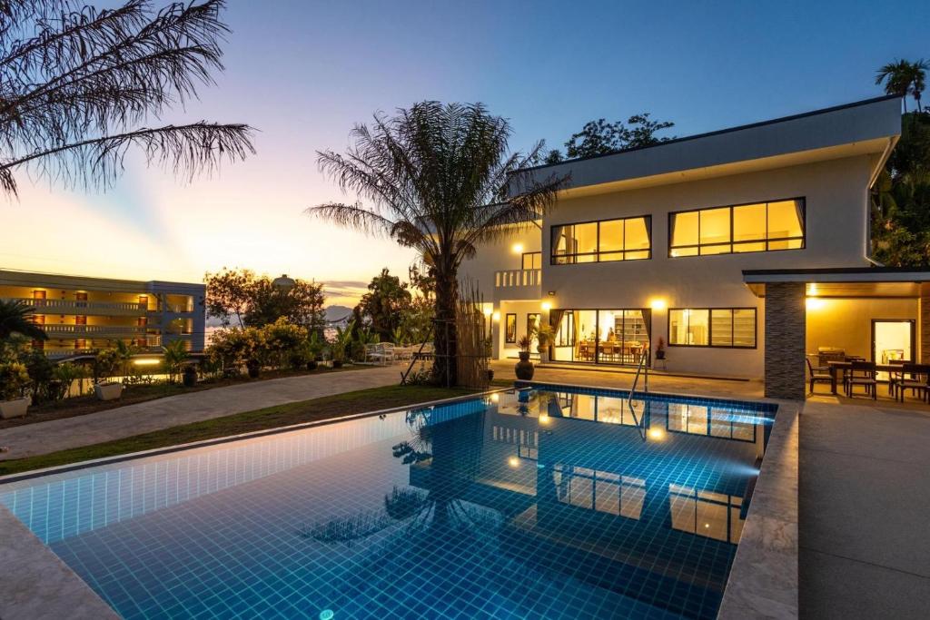 Sirinary Villa Phuket, Ban Ao Makham